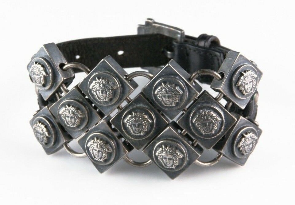 Gorgeous Gianni Versace Leather Bracelet Chain Mail Medusa Motif Made in Italy