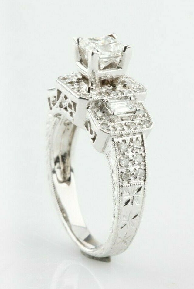 14k White Gold 0.50 ct Diamond Solitaire Ring w/ Accent Stones Size 6.75