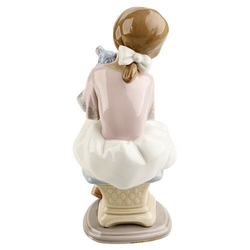 Lladro #7620 "Best Friend" Figurine Young Girl with Blue Teddy Bear Retired!