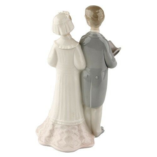 Lladro "Bride & Groom" #4808 Couple Getting Married Good Condition Retired Piece