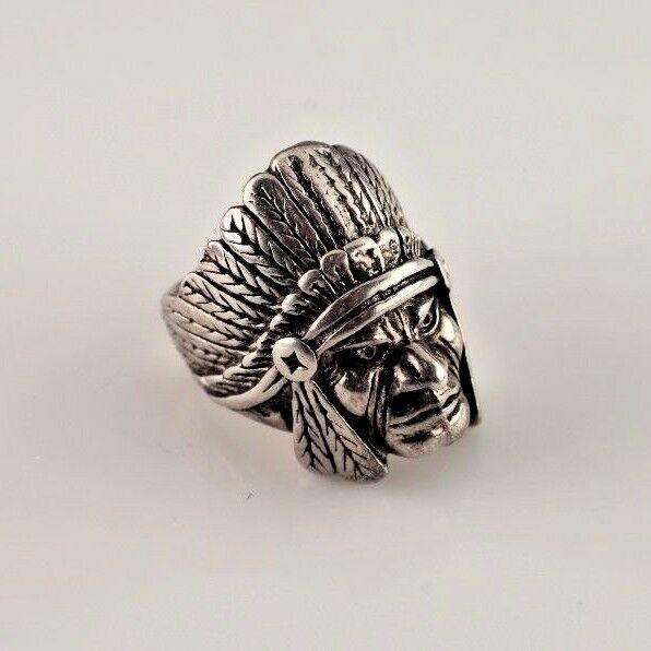 SILVER PLATTED NATIVE AMERICAN CHIEF IN HEADDRESS FASHION RING