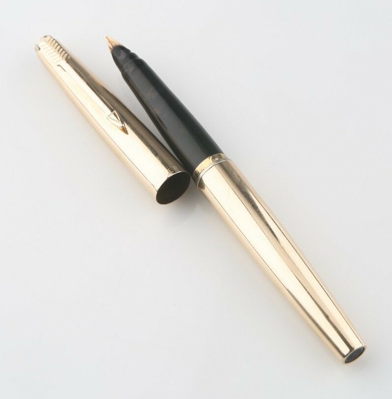 Parker Vintage 12k Gold Filled Fountain Pen w/ Arrow Motif Clip & Box/Papers