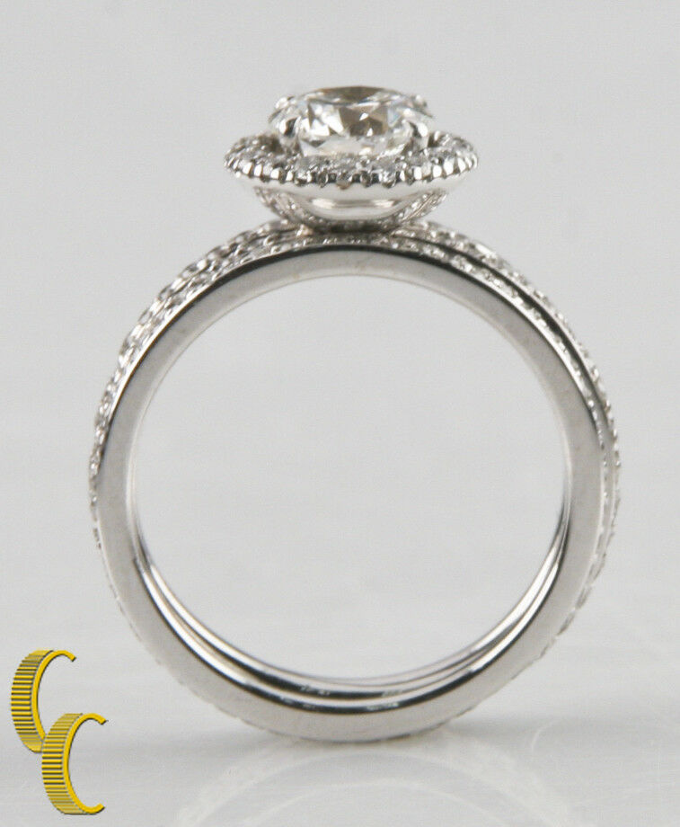 0.94 carat Round Diamond 18k White Gold Three-Ring Set GIA-Certified Size 5.25