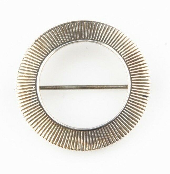 Sterling Silver Ridged Brooch by Jewel Art 4.4 grams 31 mm Diameter