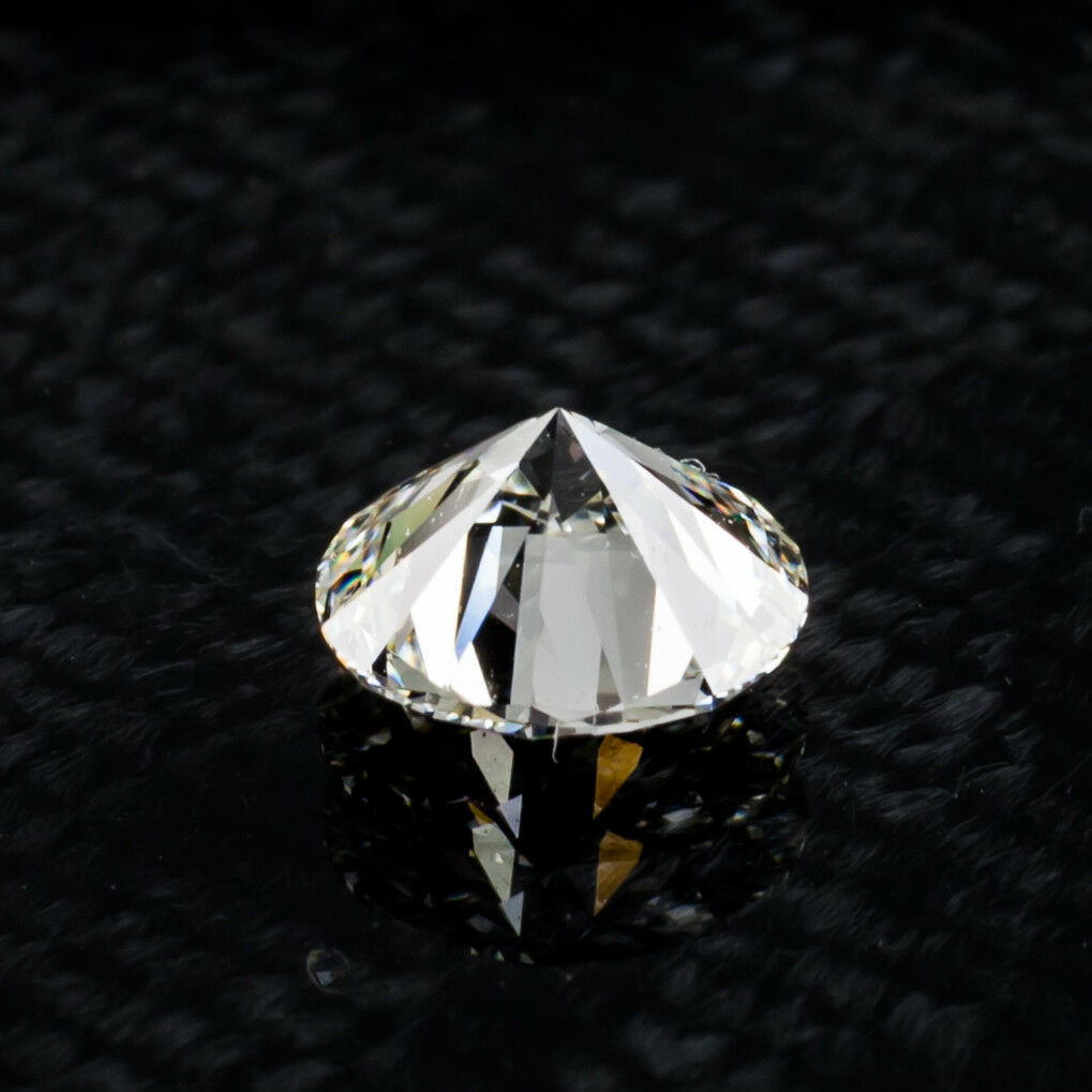 0.72 Carat Loose J / VVS2 Round Brilliant Cut Diamond GIA Certified