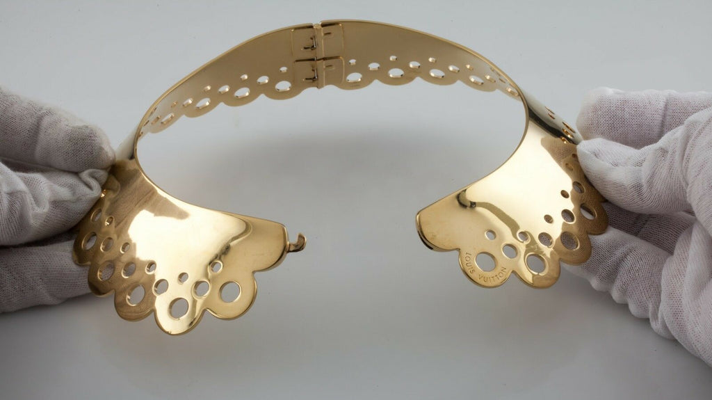 Louis Vuitton Peter Pan Hide & Seek Gold-Plated Collar Necklace Retail $1700