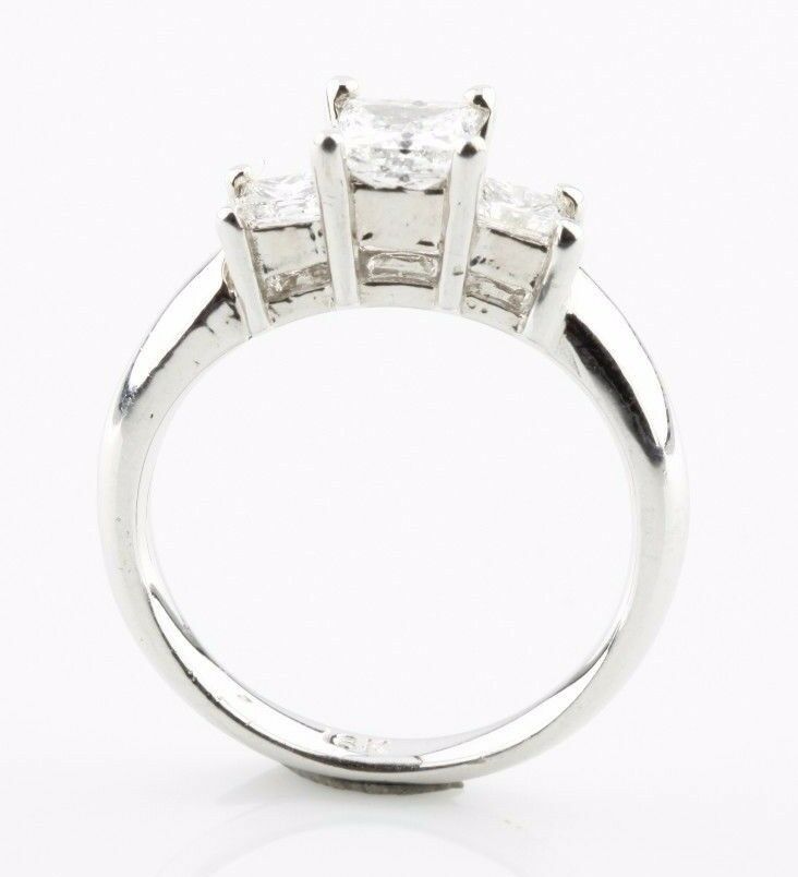 1.26 carat Princess Cut Diamond 3-Stone 18k White Gold Engagement Ring Size 6.5