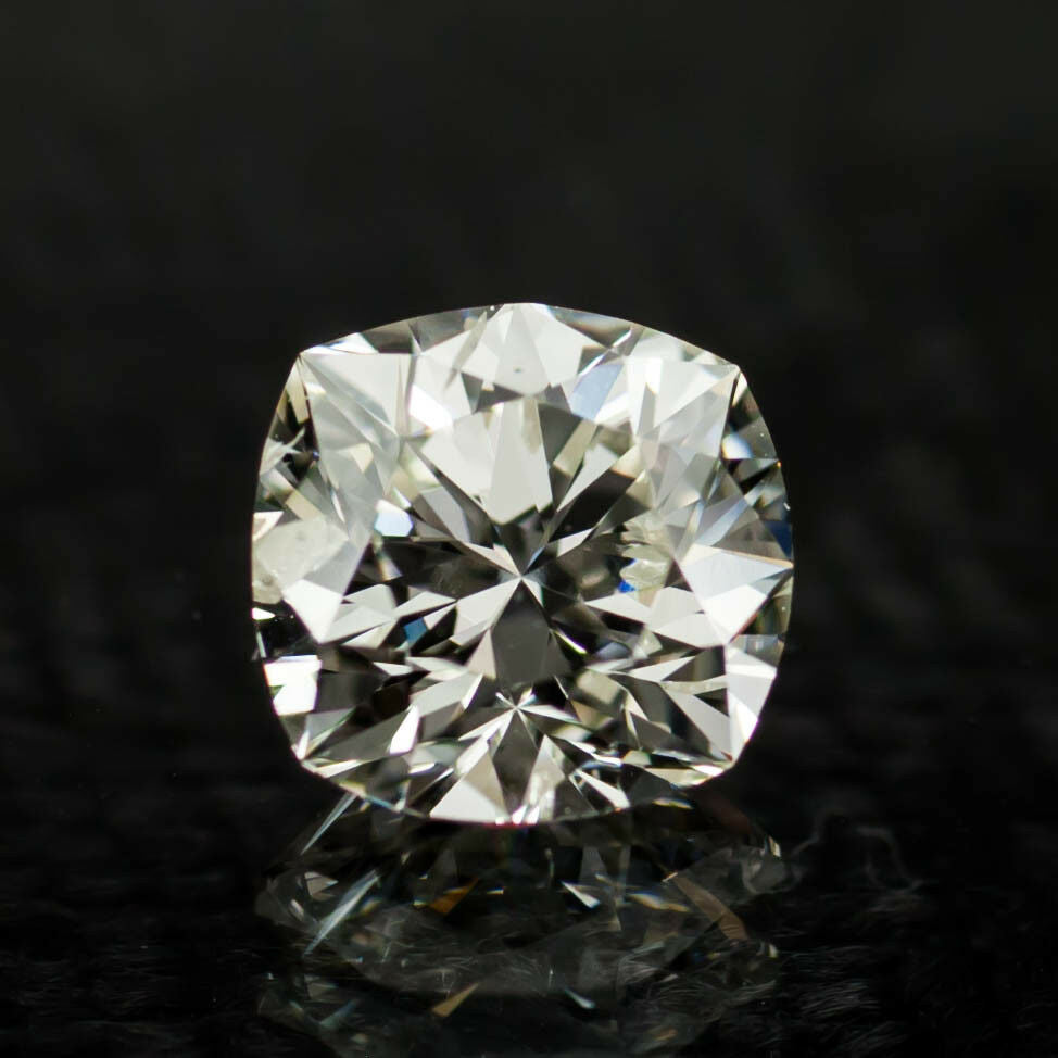 1.07 Carat Loose J / I1 Square Modified Brilliant Diamond GIA Certified