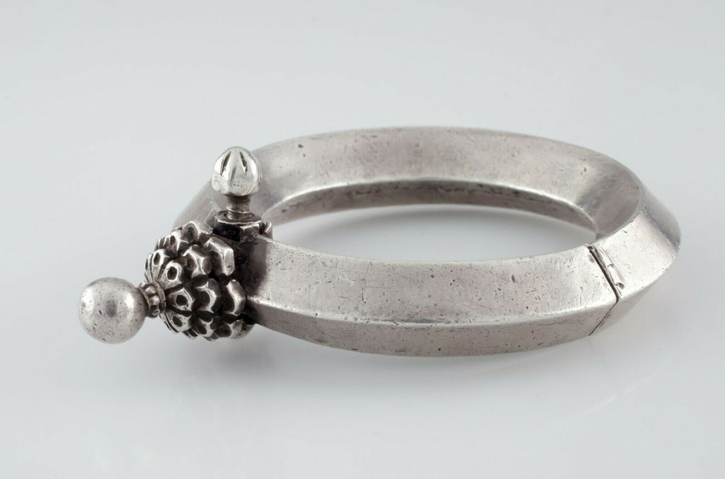 Silver Vintage Indian Bracelet w/ Screw Clasp and Hinge Gorgeous!