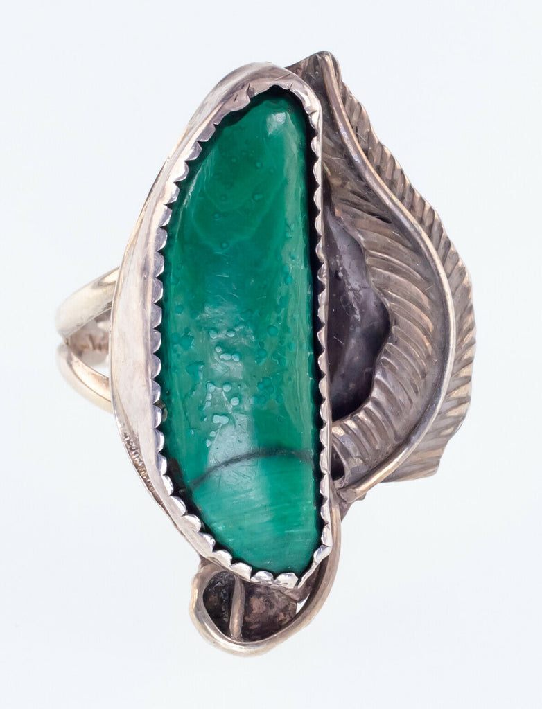 Sterling Silver Navajo Sisteks Ring with Malachite Stone Size 7.5