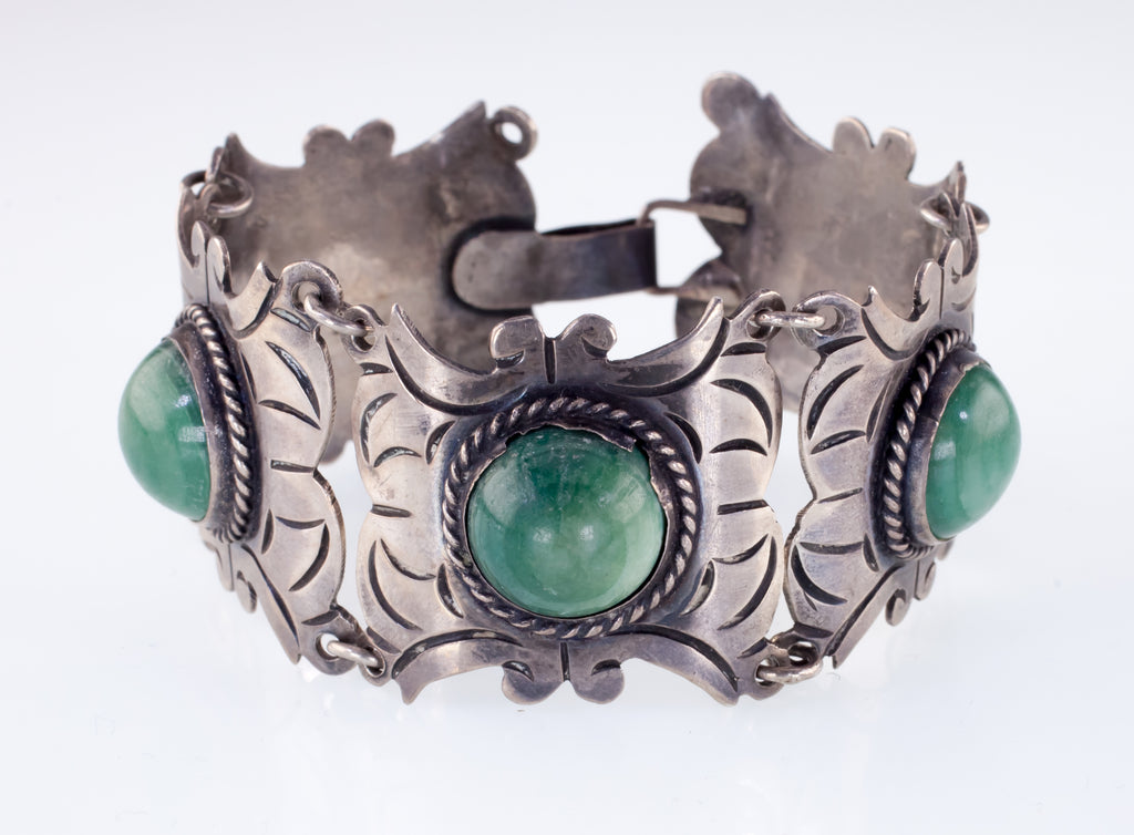 Gorgeous Sterling Silver Green Jade Bracelet Made in Mexico