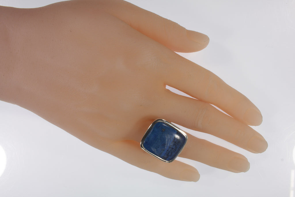 Beautiful Sterling Silver Lapis Lazuli Ring Sz 8.50