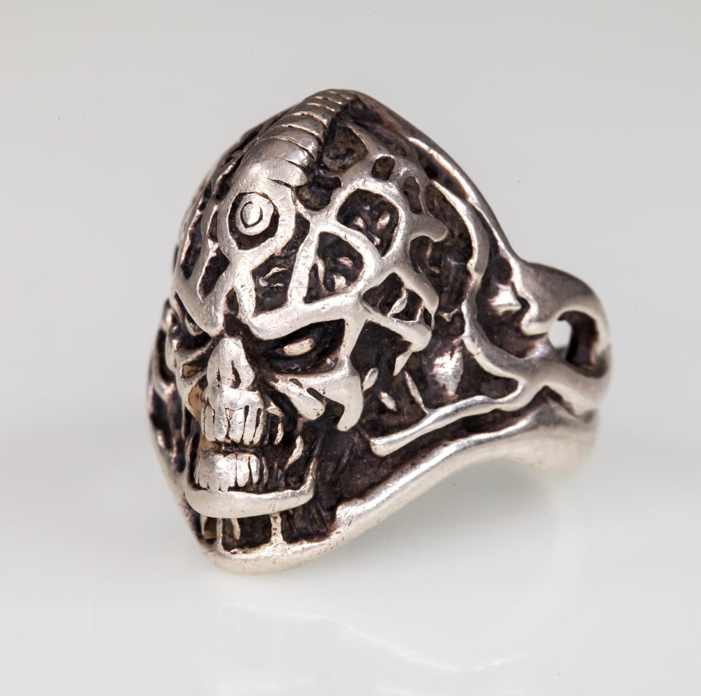 Men's Alien Demon Skull Sterling Silver Ring Size 9.50