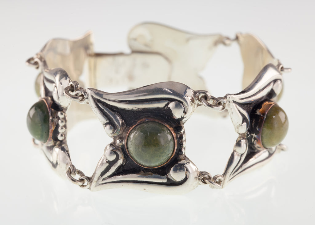 Vintage Mexico Sterling Silver Repousse & Green Stone Link Bracelet 7.50"
